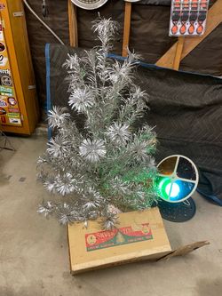 Vintage 4-Foot Silver Forest Aluminum Christmas Tree