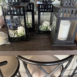 Lanterns With Lights