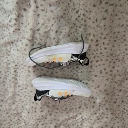 Kids UnderArmour Shoes 