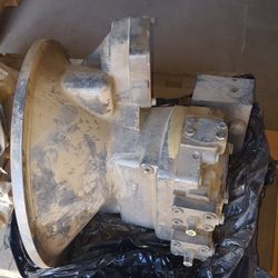 Main Hydraulic Pump
