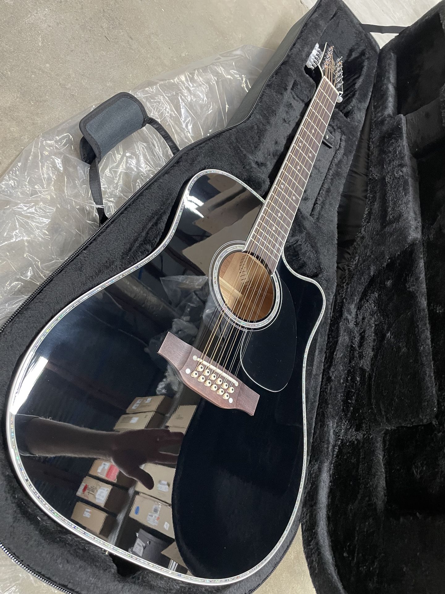 Takamine