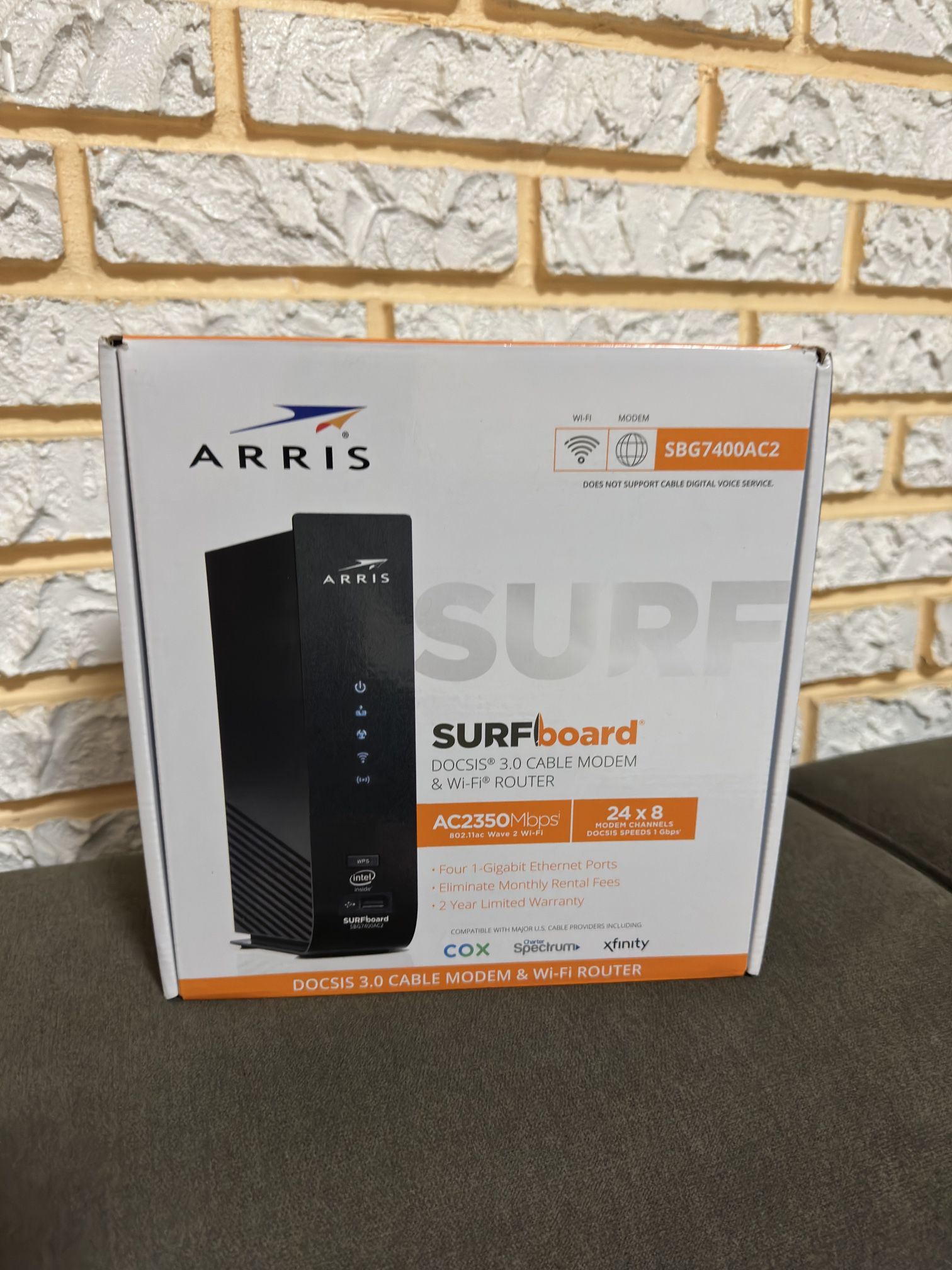 ARRIS SURFboard SBG7400AC2 DOCSIS 3.0 Cable Modem & AC2350 Dual-Band Wi-Fi