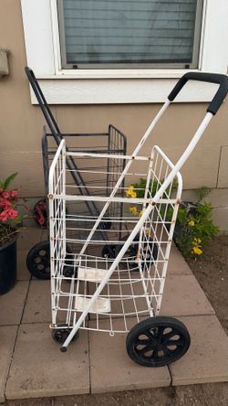 2 Metal rolling shopping cart  (foldable )