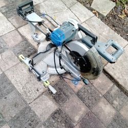 Kobalt 12" Sliding Miter Saw