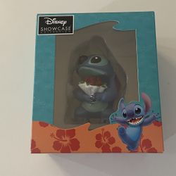 Lilo & Stitch Disney Showcase Collection 2.5 in. NEW