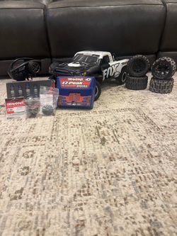 Traxxas slash 2WD UPGRADED