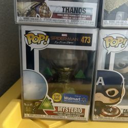 Funko mysterio cheap spiderman