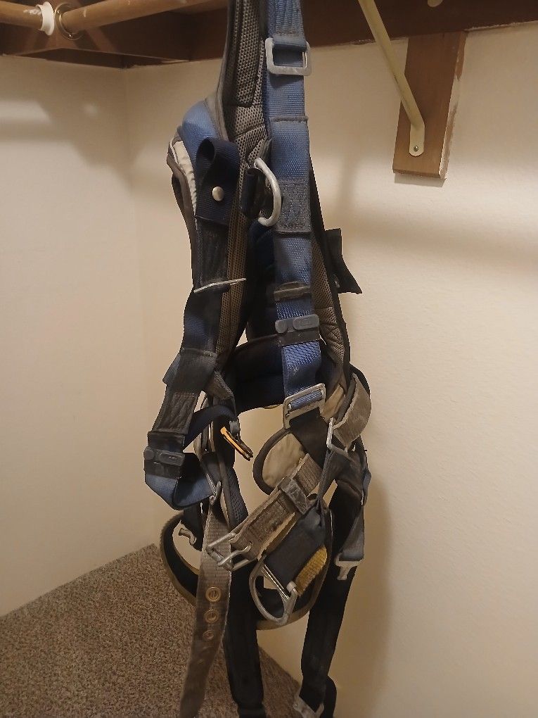 DBI Sala EXPFIT safety Harness