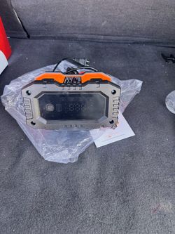 Smart Battery Charger with Digital Display