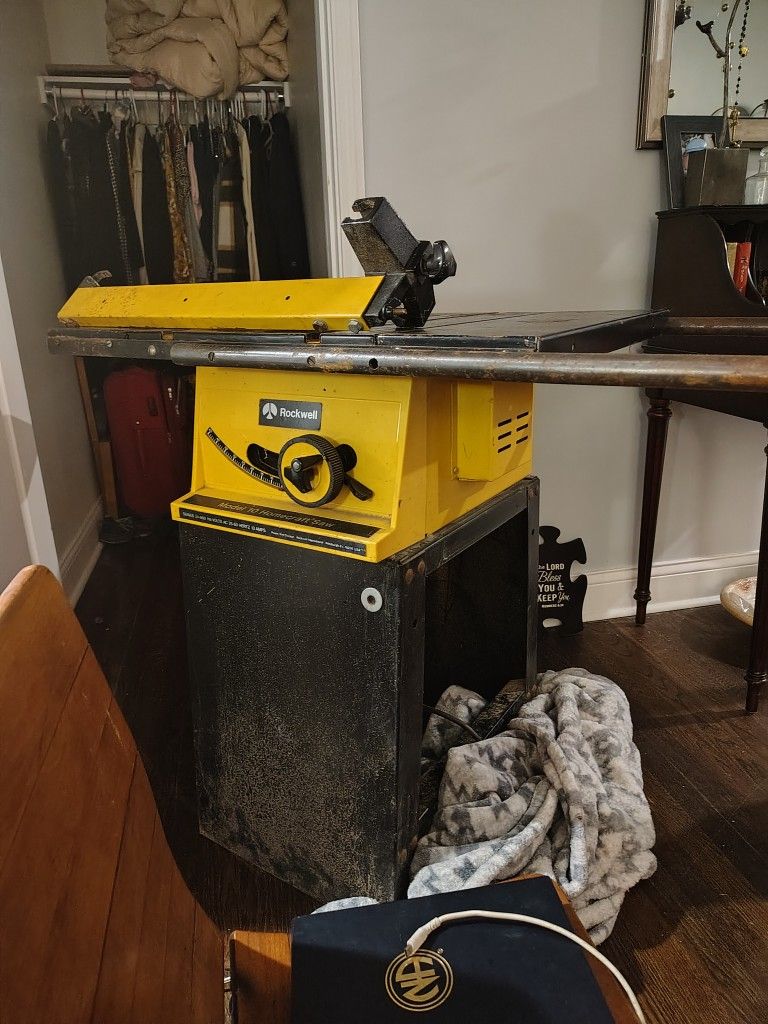 Rockwell 10 Table. Saw