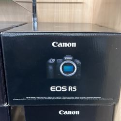 Canon Eos R5 Camera