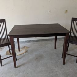 Solid Wood Dining Table With 4 Chairs 