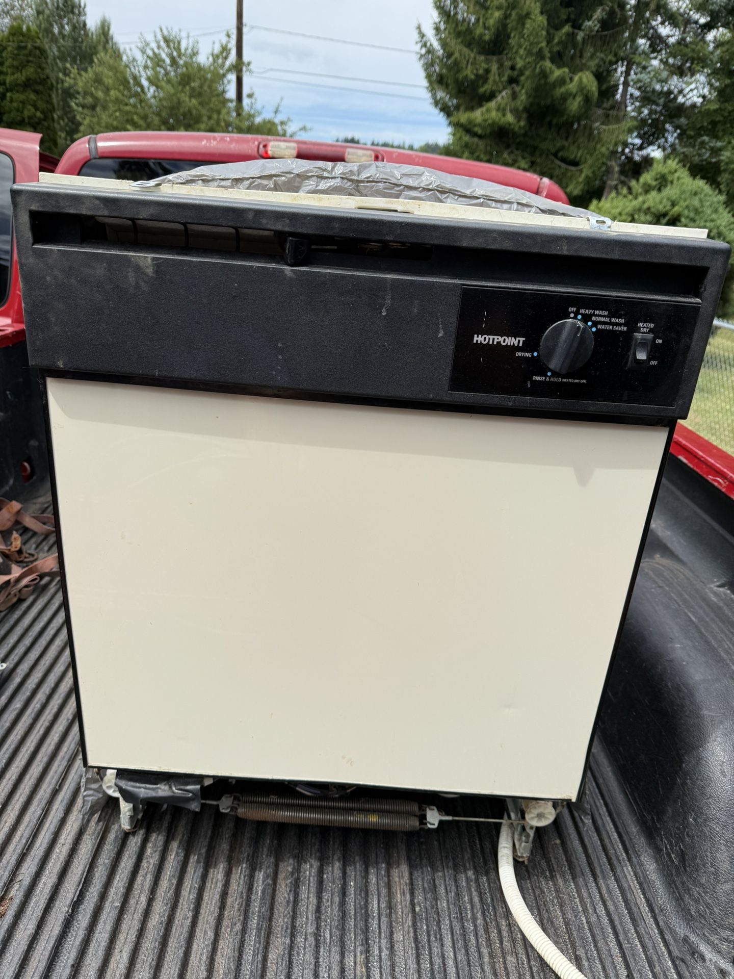 Free Working Dishwasher