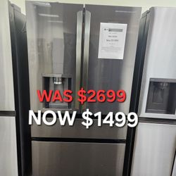 29 Cu. Ft. Smart Counter Depth Max French Door Refrigerator With Full Convert Drawer 