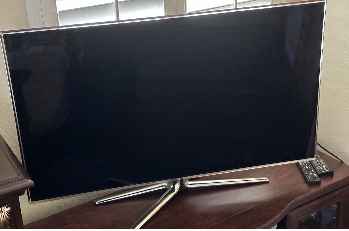 TV Samsung D7000