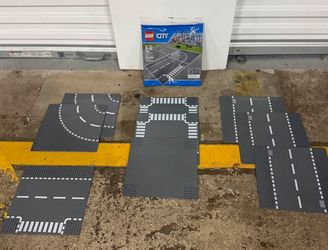 LEGO City 7280 Straight & Crossroad + 7281 T-junction & Curve Road Baseplates Lot