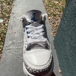 Jordan 3’s UNC