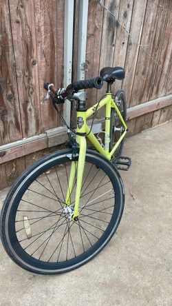 Green fix gear rear and front brakes