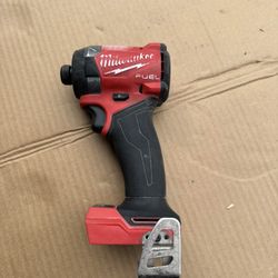 Milwaukee Impact M18 FUEL 