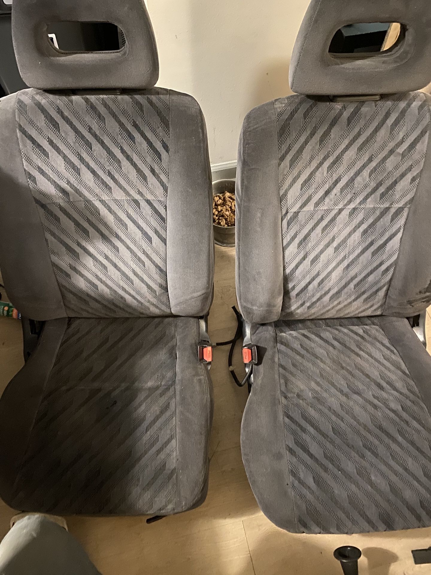 99-00 Honda Civic Si Em1 USDm EK seats confetti