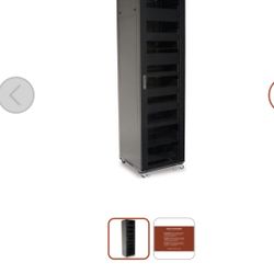 Sanus CFR2144
85"-tall steel component rack 