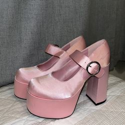 Size 6 Satin Heels