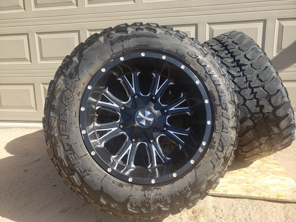20 inch rims on 35 tires