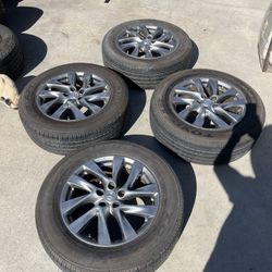 Infinity/nissan R 235 65 18