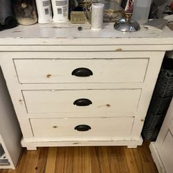 Nightstand 