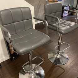 Modern Bar Stools Grey Leather and Silver 