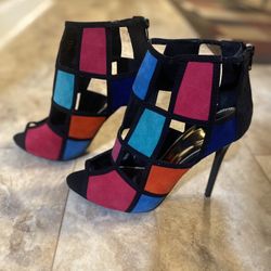 Shi By Journey’s 4” Gorgeous High heel Shoe, size 10