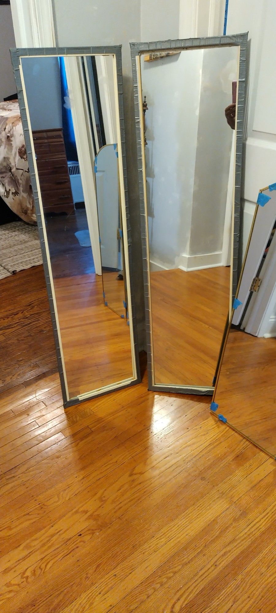 4 Mirrors