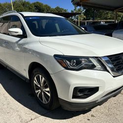 2019 Nissan Pathfinder