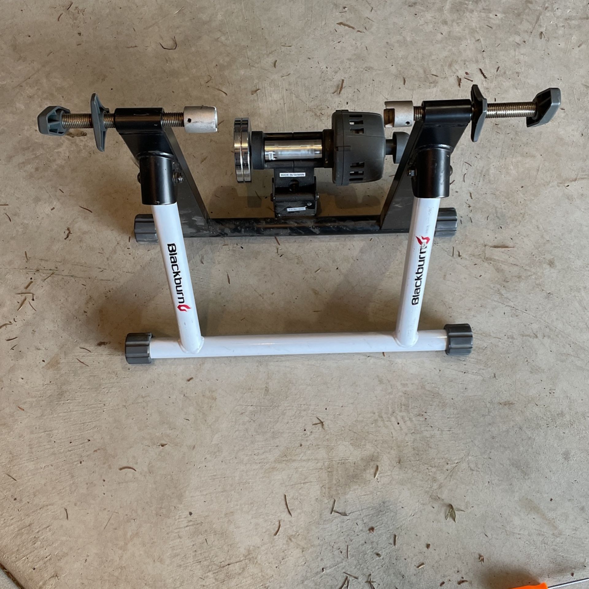 Bike Trainer Track Stand.