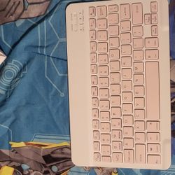 Bluetooth Wireless Keyboard Pink