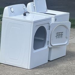 Washer And Dryer For Sell 250 For The Set Like Brand New