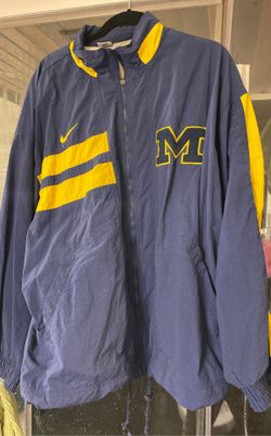 Men’s Nike Michigan full zip up Jacket (XL)