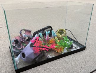 Fish tank and water heater