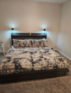 PRICE REDUCED!! KING SIZE BED and spread Mattress FREE