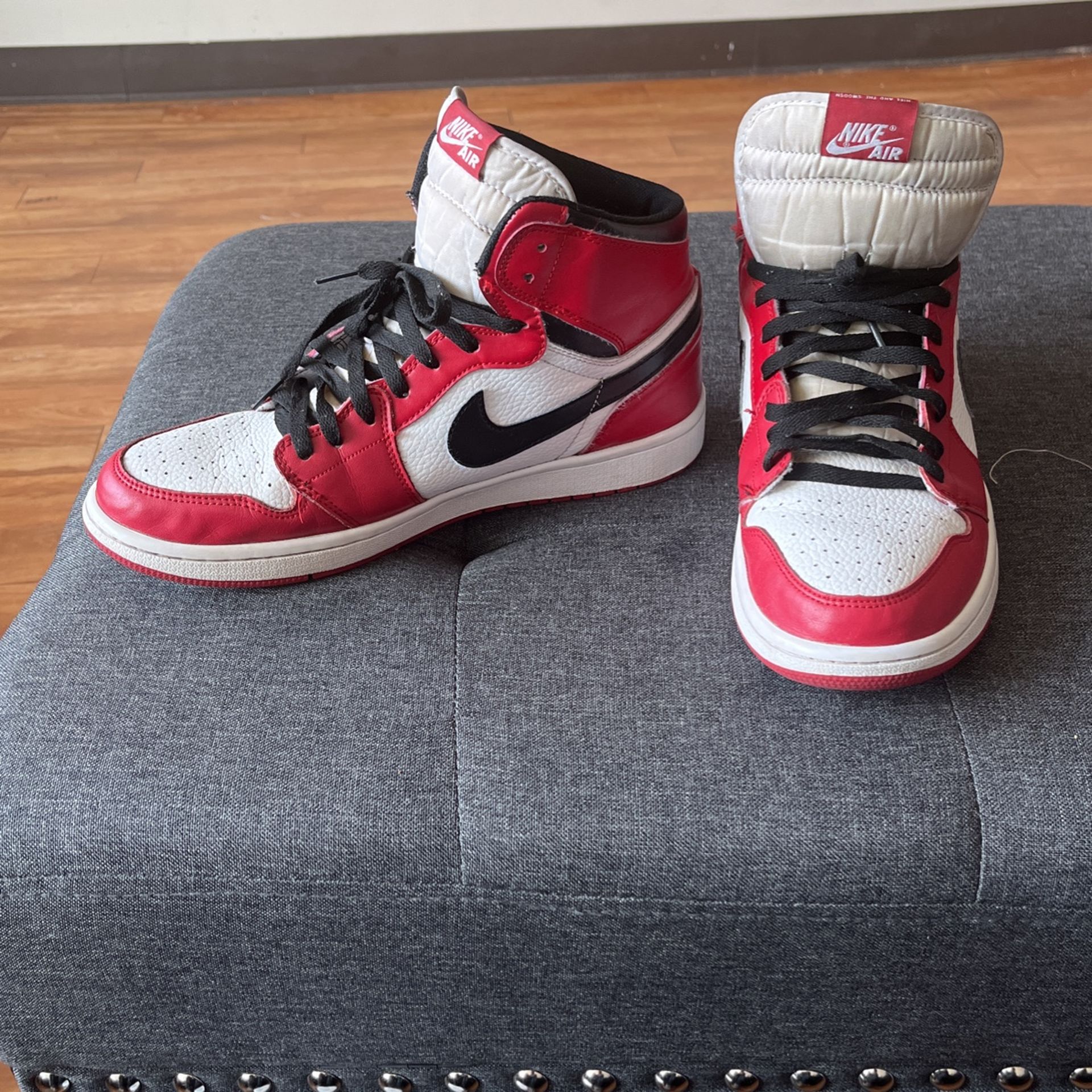 2015 Air Jordan 1 Retro High Og “Chicago” DS BRAND NEW AIR JORDAN RETRO 1 HIGH OG CHICAGO GS 4Y 2015  main image 2