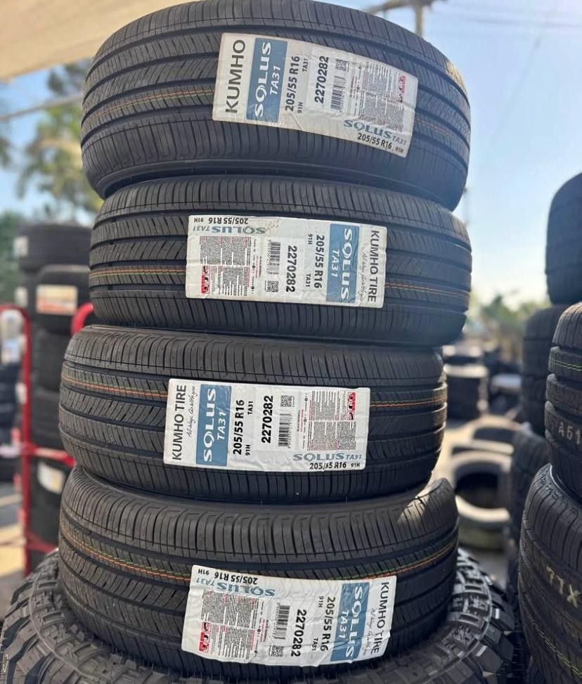 205/55R16 Kumho Set Of 4 New Tires 