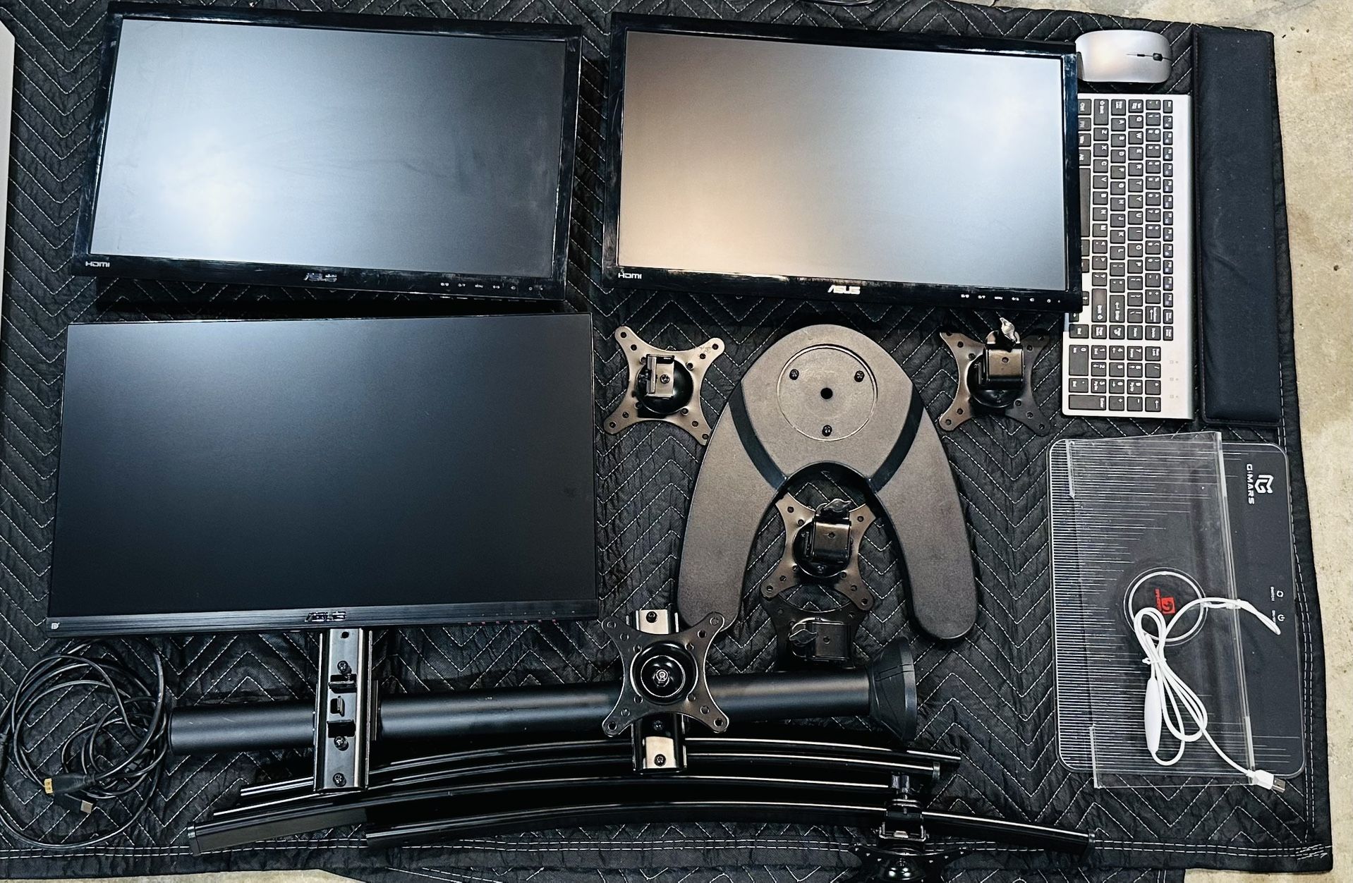 3 X 24” LG Monitors + Mount + Accessories