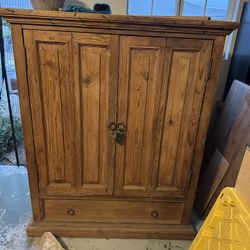 Wood armoire