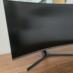 Samsung 32" Curved Computer Monitor