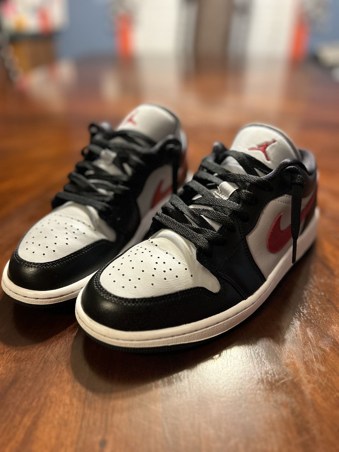 JORDAN 1 low “WOLF GREY GYM RED”