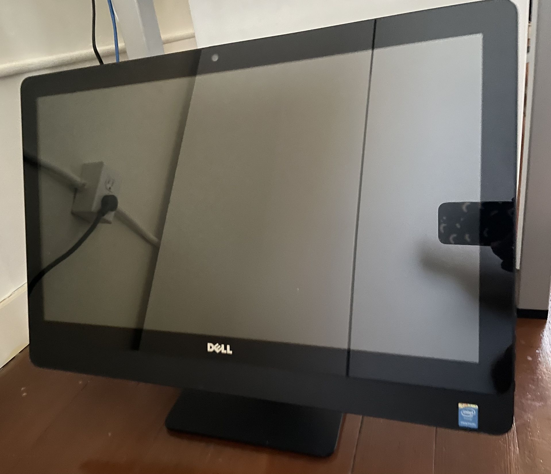 Dell Inspiron 5348 23" Multi-Touch All-in-One Desktop Computer