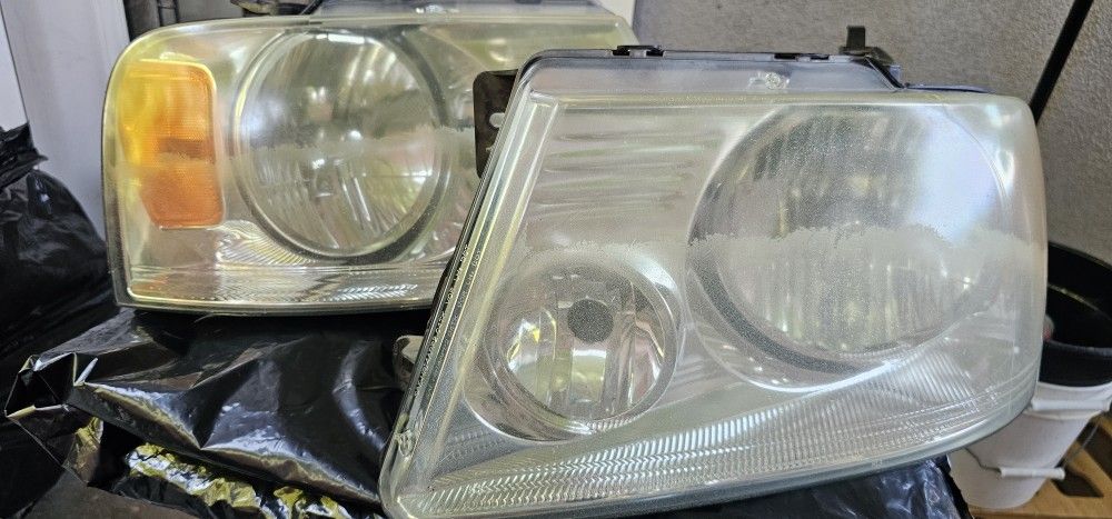 Headlights F150 . 2004-2008