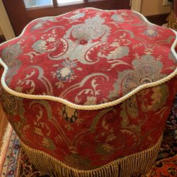 Beautifu Ottoman 
