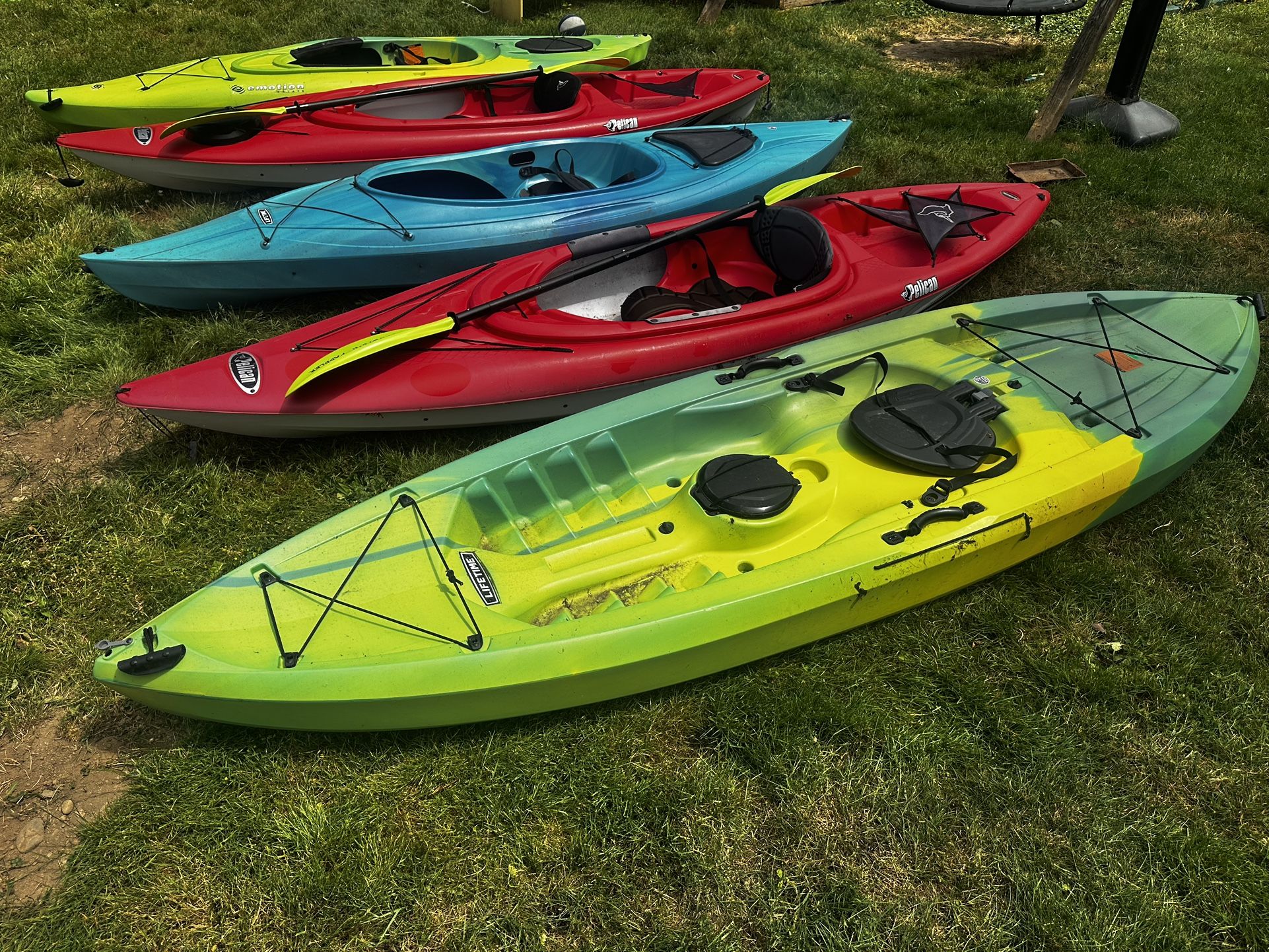 Green Lifetime Emotion Kayak
