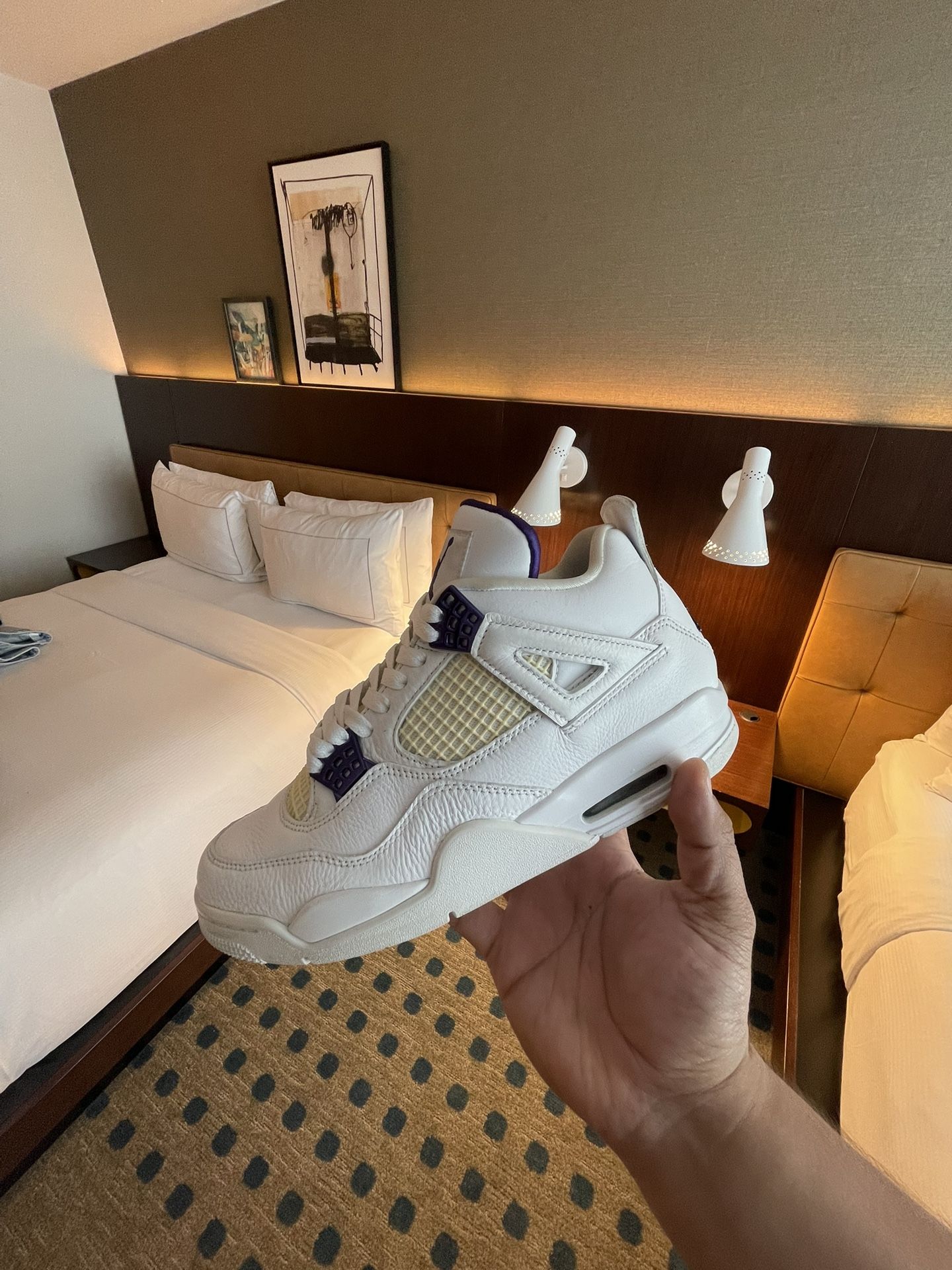 Jordan 4 metallic Purple